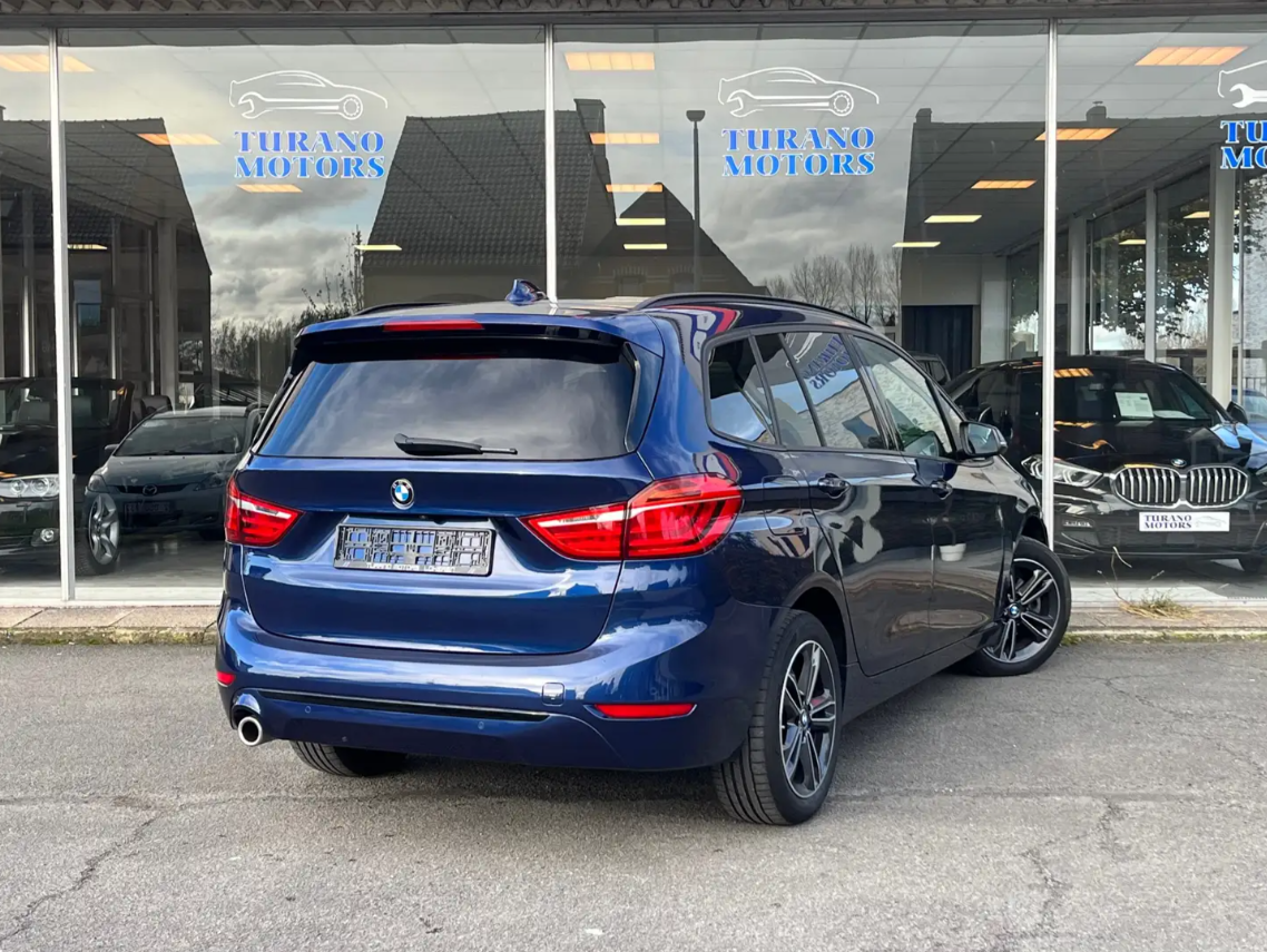 BMW 216i Active Tourer Luxury Line met 7 zitplaats