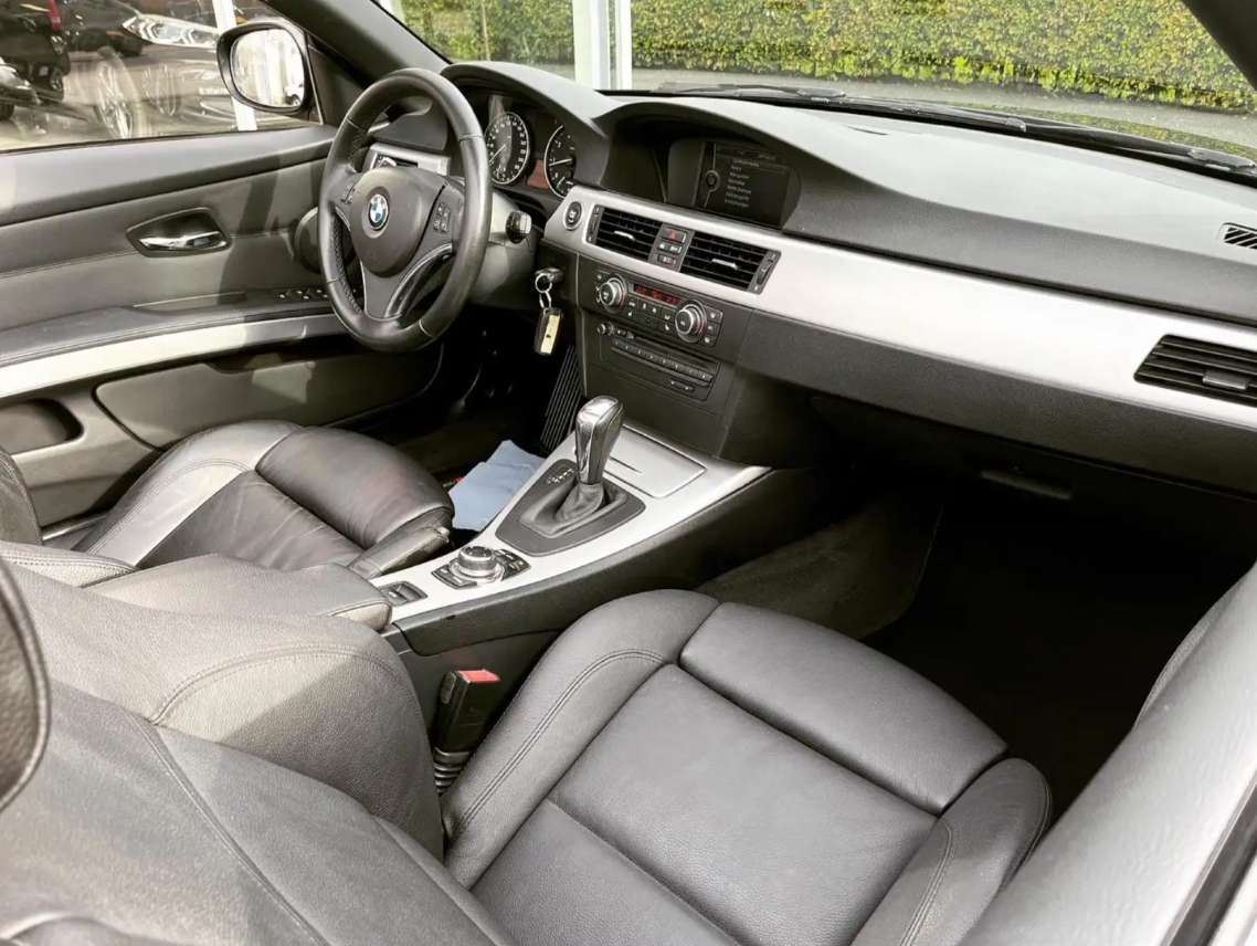 BMW 320i Cabrio Aut. Edition Exclusive